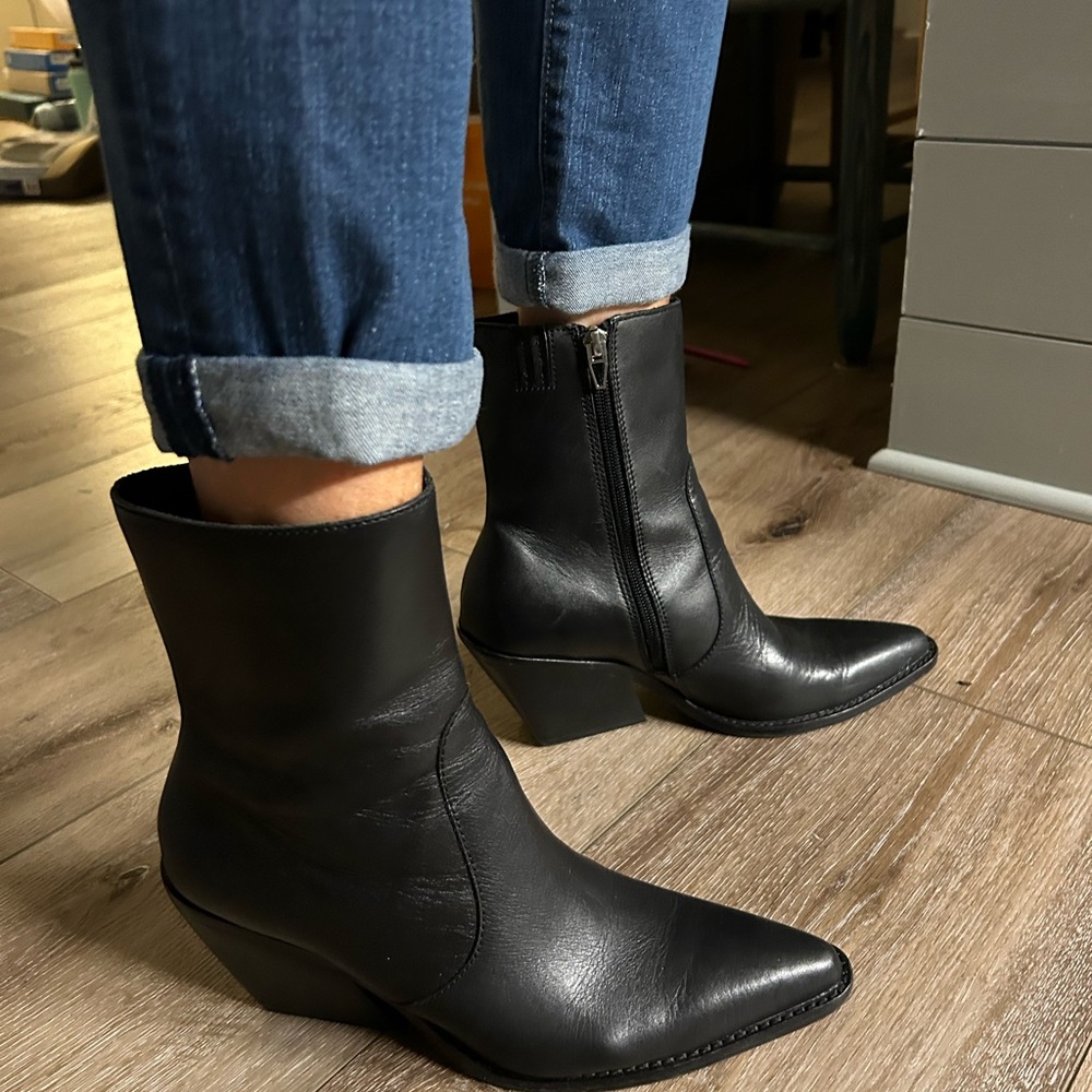 Dolce Vita Leather Black Ankle Boots-8.5